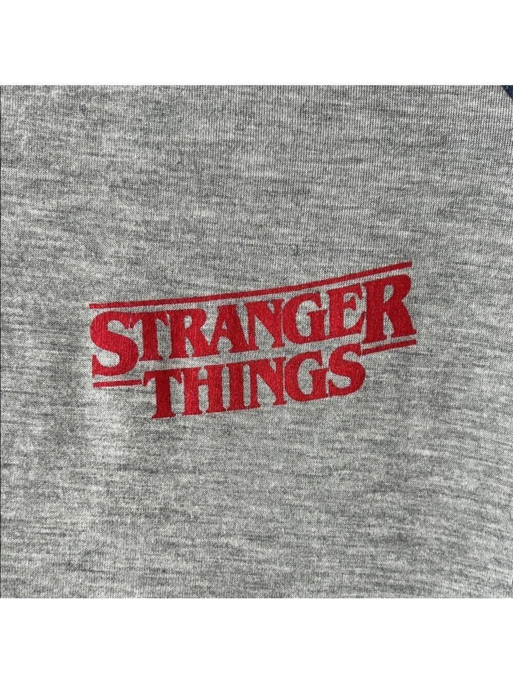 Stranger Things Gray Raglan T-Shirt Small - Picture 3 of 9